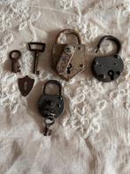 Antieke sloten met sleutel 3 stuks, Antiek en Kunst, Antiek | Gereedschap en Instrumenten, Ophalen of Verzenden