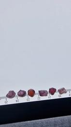 Spinel, Ophalen of Verzenden, Zo goed als nieuw