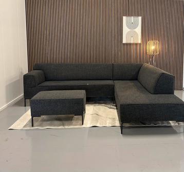 Design On Stock - Hoekbank + Hocker - Antraciet -Nette Staat beschikbaar voor biedingen