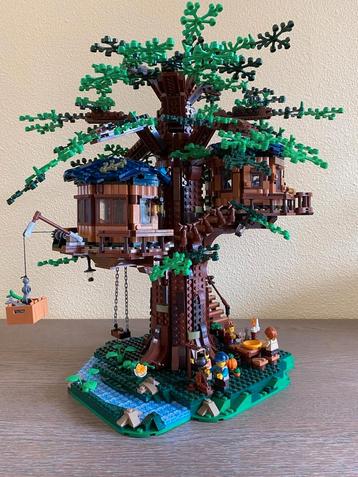 Lego Ideas Boomhut, nr 21318 beschikbaar voor biedingen