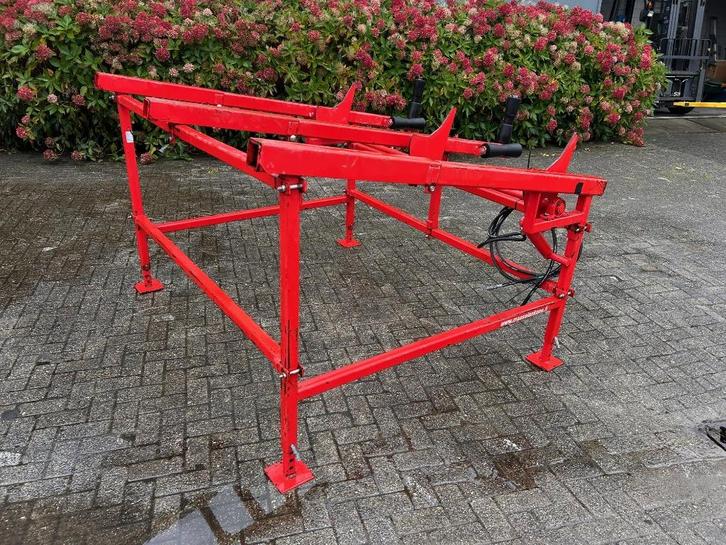 Hakki Pilke gebruikte aanvoertafel voor zaagkloofmachine, Tuin en Terras, Kloofmachines, Gebruikt, Liggend, Aftakas, Ophalen