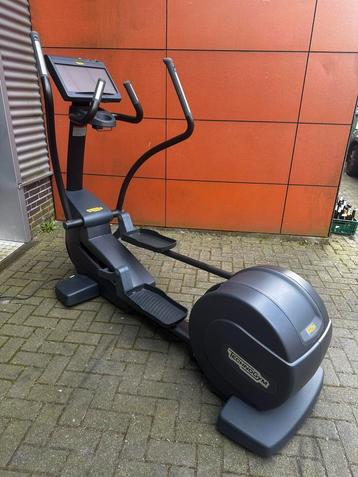 Technogym Unity Crosstrainer beschikbaar voor biedingen