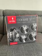 Smile pannenset, Huis en Inrichting, Keuken | Potten en Pannen, Ophalen of Verzenden, Nieuw, Aluminium, Pannenset