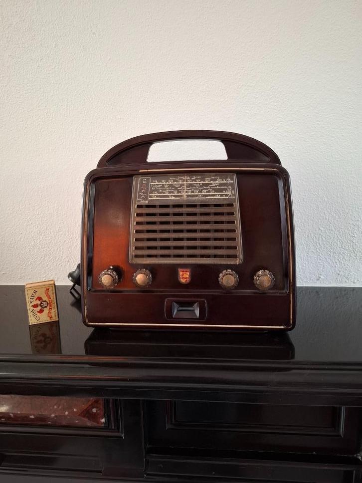 oude draagbare Philips radio bakeliet, Antiek en Kunst, Antiek | Tv's en Audio, Ophalen of Verzenden