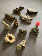 Veel mooie aquarium ornamenten, mogen samen weg of apart, Ophalen of Verzenden, Zo goed als nieuw, Sierelement