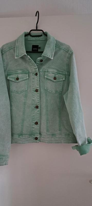 Yesta Mintgroen spijkerjasje maat 2. beschikbaar voor biedingen