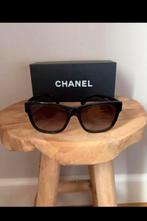 Nieuwe Chanel zonnebril, Ophalen of Verzenden, Zo goed als nieuw, Zonnebril, Overige merken