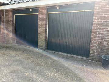 2 x garage deur 2320 x 2115 in nette staat beschikbaar voor biedingen