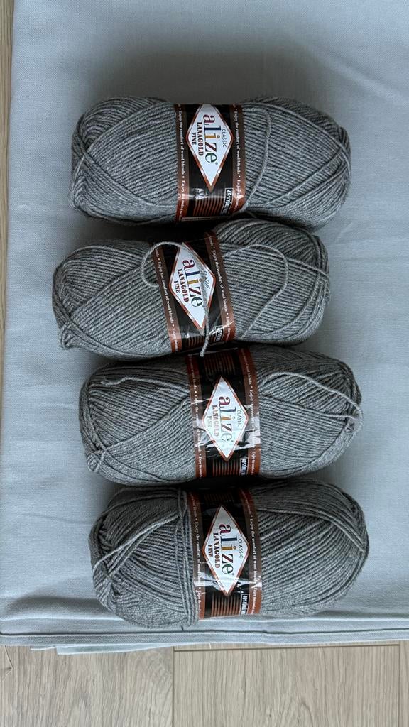 Alize Lanagold Fine - 4 bollen grijze wol, Ophalen of Verzenden, Nieuw, Breien of Haken