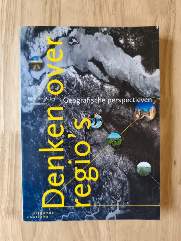 Bettina van Hoven - Denken over regio's, Boeken, Wetenschap, Zo goed als nieuw, Sociale wetenschap, Ophalen of Verzenden