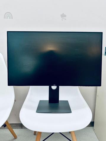 DELL monitor UltraSharp U2715D beschikbaar voor biedingen