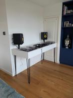 DJ meubel/DJ booth. Zeer goede staat, zonder apparatuur, Muziek en Instrumenten, Ophalen, Zo goed als nieuw