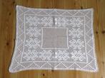 Vintage handgehaakt kleed 73 x 61 cm, Antiek en Kunst, Ophalen of Verzenden