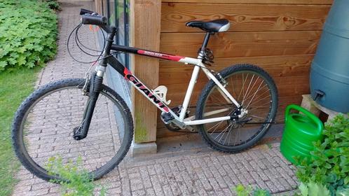 Giant mountain bike boulder shock 19 inch, Fietsen en Brommers, Fietsen | Mountainbikes en ATB, Gebruikt, Heren, Giant, Ophalen