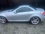 Mercedes-Benz Mercedes slk 350 2005 Grijs, Auto's, Mercedes-Benz, Euro 5, Achterwielaandrijving, 74 €/maand, Zwart