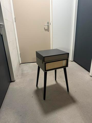 Denver staande platenspeler beschikbaar voor biedingen