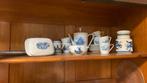 Delfs blauw servies, Ophalen