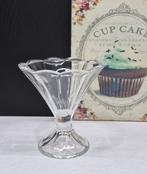 Glazen ijscoupe, vintage , 3 beschikbaar, Antiek en Kunst, Antiek | Glas en Kristal, Ophalen of Verzenden