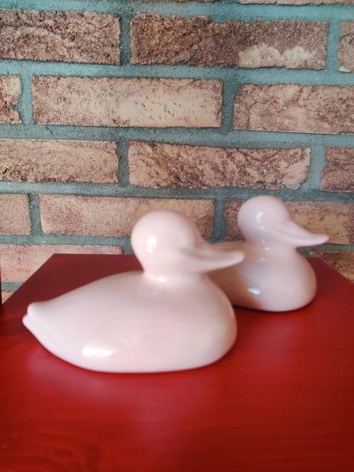 Paar decoratieve keramische eendjes van Velsen Delft, Huis en Inrichting, Woonaccessoires | Vazen, Zo goed als nieuw, Minder dan 50 cm