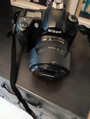 Nikon D70s Spiegelreflexcamera met 18-70mm lens beschikbaar voor biedingen