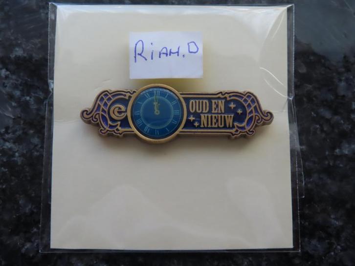 Efteling pin Oud en Nieuw 2011/12 Epp 209., Verzamelen, Efteling, Nieuw, Button of Speldje, Ophalen