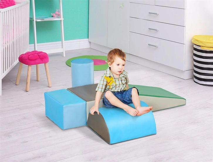 Speelkussen set - verschillende vormen - 5 delig - kunstleer, Kinderen en Baby's, Speelgoed | Babyspeelgoed, Nieuw, Overige typen