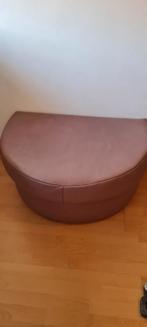 Lederen poef, Huis en Inrichting, Ophalen, Zo goed als nieuw, 50 tot 75 cm, 50 tot 75 cm
