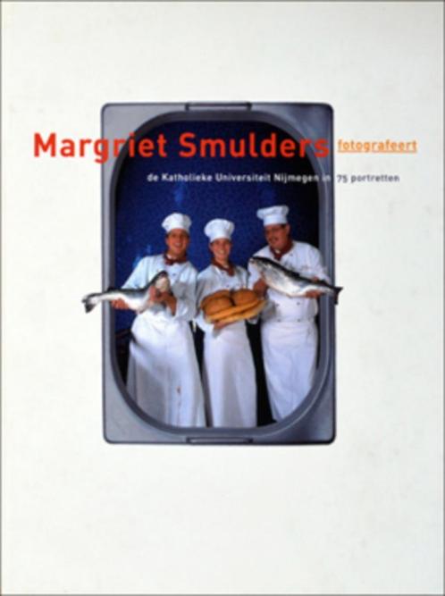 Margriet Smulders fotografeert de Katholieke Universiteit in, Boeken, Kunst en Cultuur | Fotografie en Design, Nieuw, Fotografen
