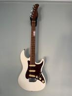 Sire S7 White, met giraar koffer., Muziek en Instrumenten, Snaarinstrumenten | Gitaren | Elektrisch, Ophalen, Gebruikt, Solid body
