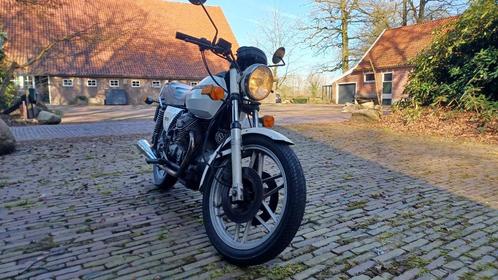 Moto Guzzi V50 wit, Motoren, Motoren | Moto Guzzi, Particulier, Naked bike, 12 t/m 35 kW, 2 cilinders, Ophalen
