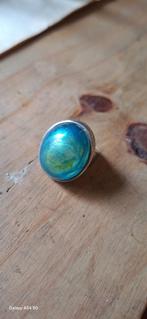 te koop: ring parelmoer look, Sieraden, Tassen en Uiterlijk, Ringen, Overige materialen, Gebruikt, Ophalen of Verzenden, 17 tot 18