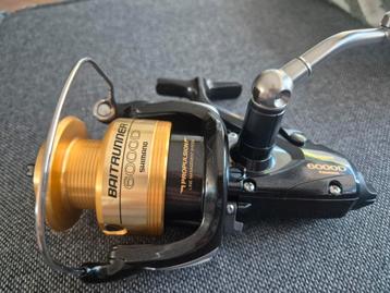 Shimano baitrunner 6000D beschikbaar voor biedingen