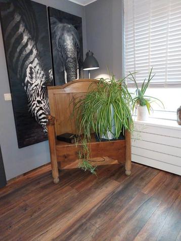 €75 Antieke 2 persoons Kerkbank - ambachtelijk gemaakt beschikbaar voor biedingen