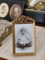 Antiek fotolijstje met strik, guirlande + sierrand fotolijst, Ophalen of Verzenden