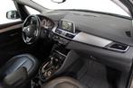 BMW 2 Serie Active Tourer 218i Luxury | Cam | Keyless | Trek, Auto's, 136 pk, Gebruikt, Lichtsensor, Bedrijf