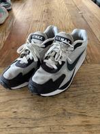Nike Air Max Sneakers Grijs Maat 42, Ophalen of Verzenden, Gedragen, Grijs, Sneakers of Gympen