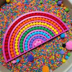 Regenboog vulvorm met mini pompommetjes Roze - sensorisch sp, Ophalen of Verzenden, Nieuw