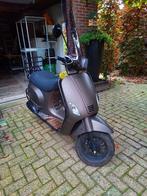 Riya  snorscooter, Fietsen en Brommers, Snorfietsen en Snorscooters, Gebruikt, Benzine, Ophalen, Overige merken