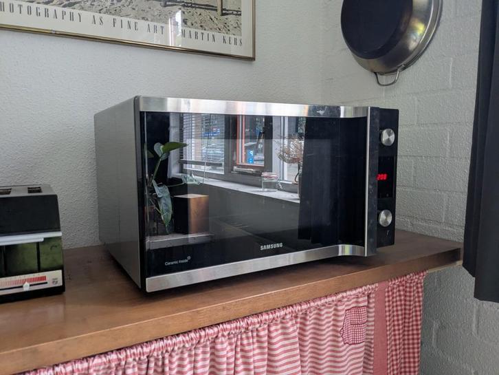 Samsung Combimagnetron type MC45, Witgoed en Apparatuur, Magnetrons, Gebruikt, Vrijstaand, Combimagnetron, 45 tot 60 cm, Grill