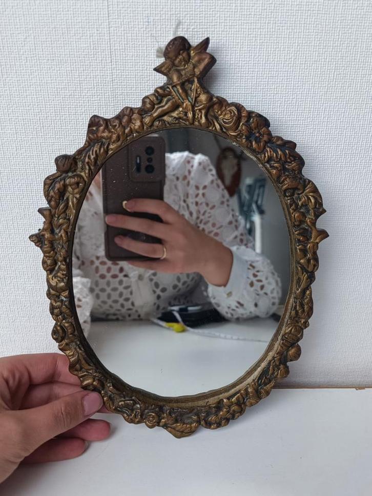 Vintage ovale spiegel met engeltje, Antiek en Kunst, Antiek | Spiegels, Minder dan 50 cm, Minder dan 100 cm, Ovaal, Ophalen of Verzenden