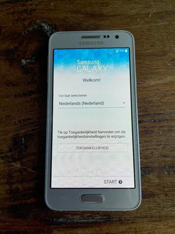 Samsung Galaxy A3 beschikbaar voor biedingen
