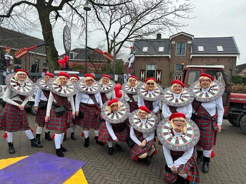 Carnavals loopgroep. " schot in de roos", Kleding | Dames, Carnavalskleding en Feestkleding, Zo goed als nieuw, Ophalen