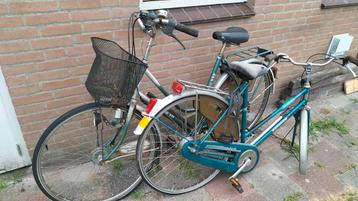 2x opknap fietsen, reparatie of onderdelen gazelle, batavus beschikbaar voor biedingen