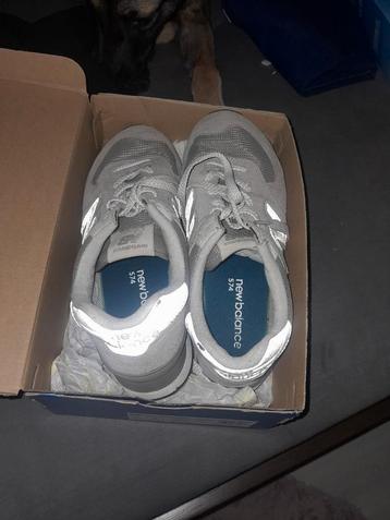 New Balance 574 - Maat 39 beschikbaar voor biedingen