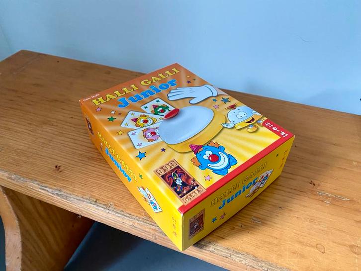 Halli Galli Junior - Leuk reactiespel voor kinderen!, Hobby en Vrije tijd, Gezelschapsspellen | Overige, Zo goed als nieuw, Een of twee spelers