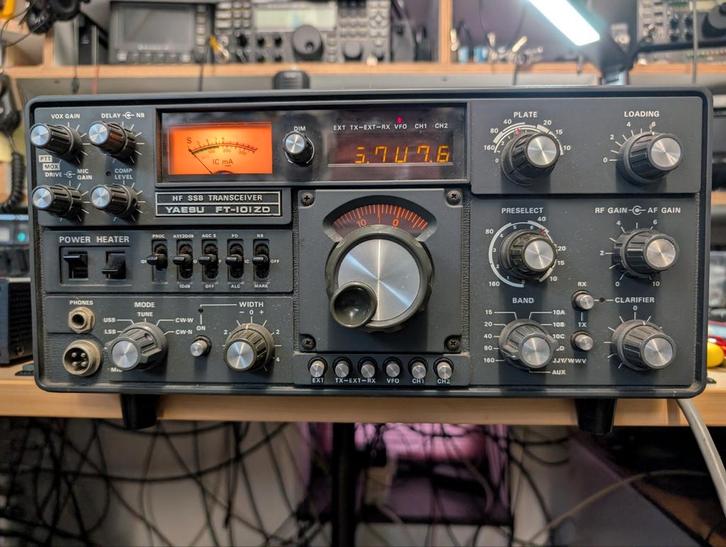 Yaesu FT-101ZD - Erfgoedapparaat voor de liefhebber, Telecommunicatie, Zenders en Ontvangers, Niet werkend, Zender en Ontvanger