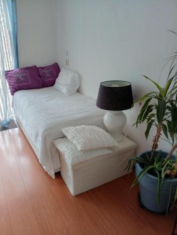 Ikea bed Kvitsöy wit- met opberg ruimte en pocketveringmatra beschikbaar voor biedingen