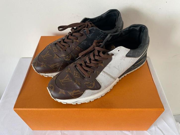 Louis Vuitton Run Away – Maat 44, Kleding | Heren, Schoenen, Gedragen, Zwart, Ophalen of Verzenden