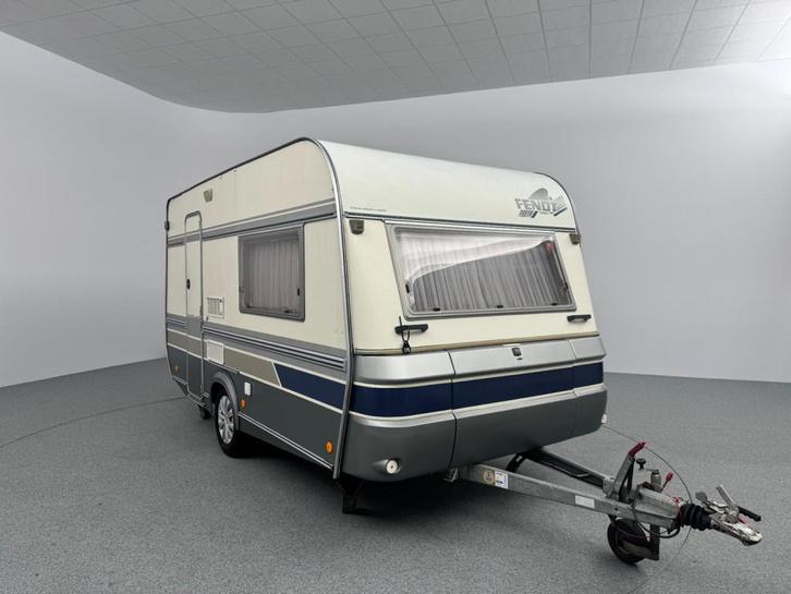 Fendt Diamant 410 Voortent Lengte bedden, Caravans en Kamperen, Caravans, Bedrijf, tot en met 2, Rondzit, Fendt, 2 aparte bedden