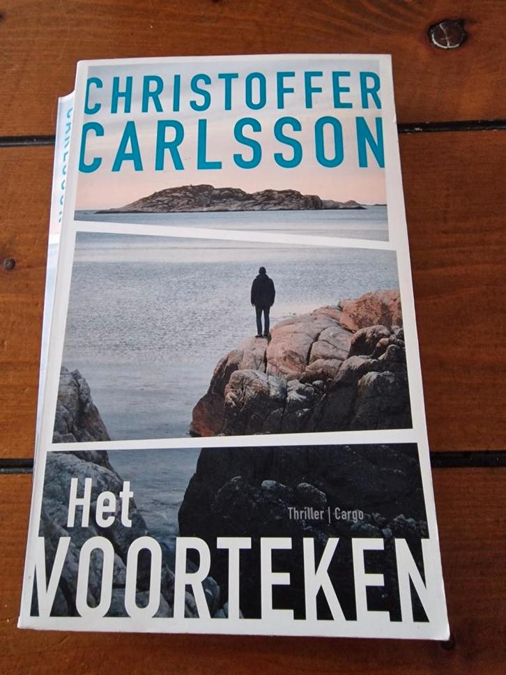 Christoffer Carlsson - Het voorteken, Boeken, Thrillers, Zo goed als nieuw, Ophalen of Verzenden
